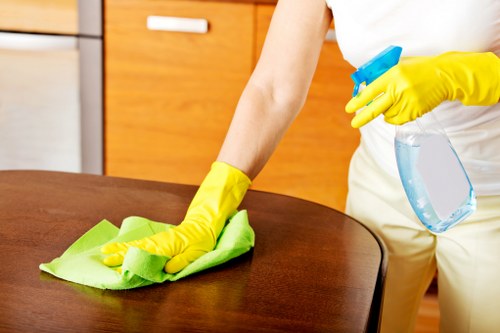 Free quote policy for a cleaners Nottinghill service